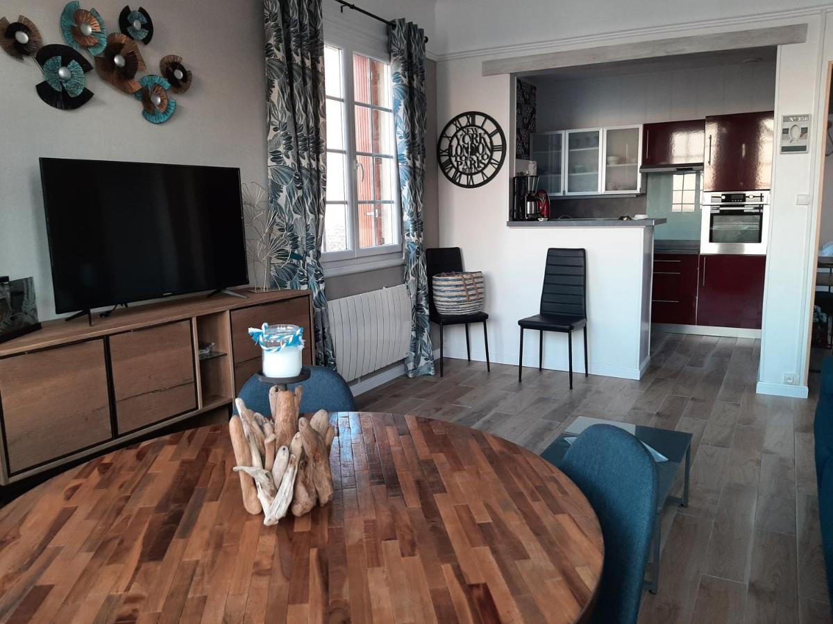 Au Gre Des Marees, Appartement Face A La Mer, Classe 3 Etoiles Ault Eksteriør bilde