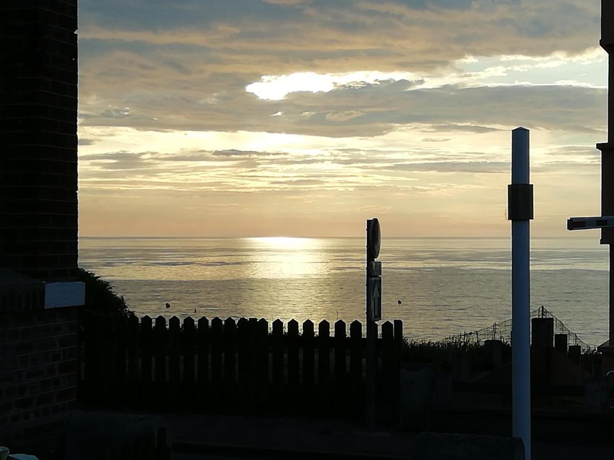 Au Gre Des Marees, Appartement Face A La Mer, Classe 3 Etoiles Ault Eksteriør bilde